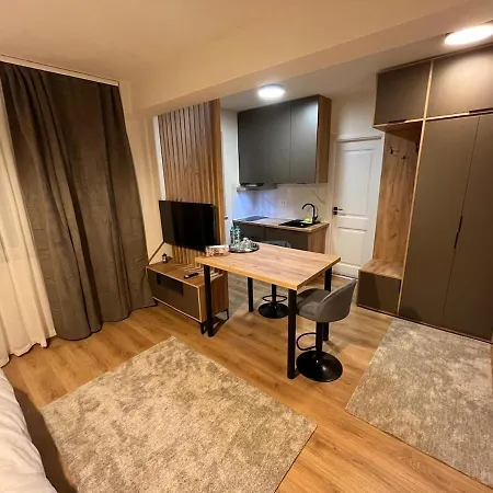 Mario * Κραϊόβα